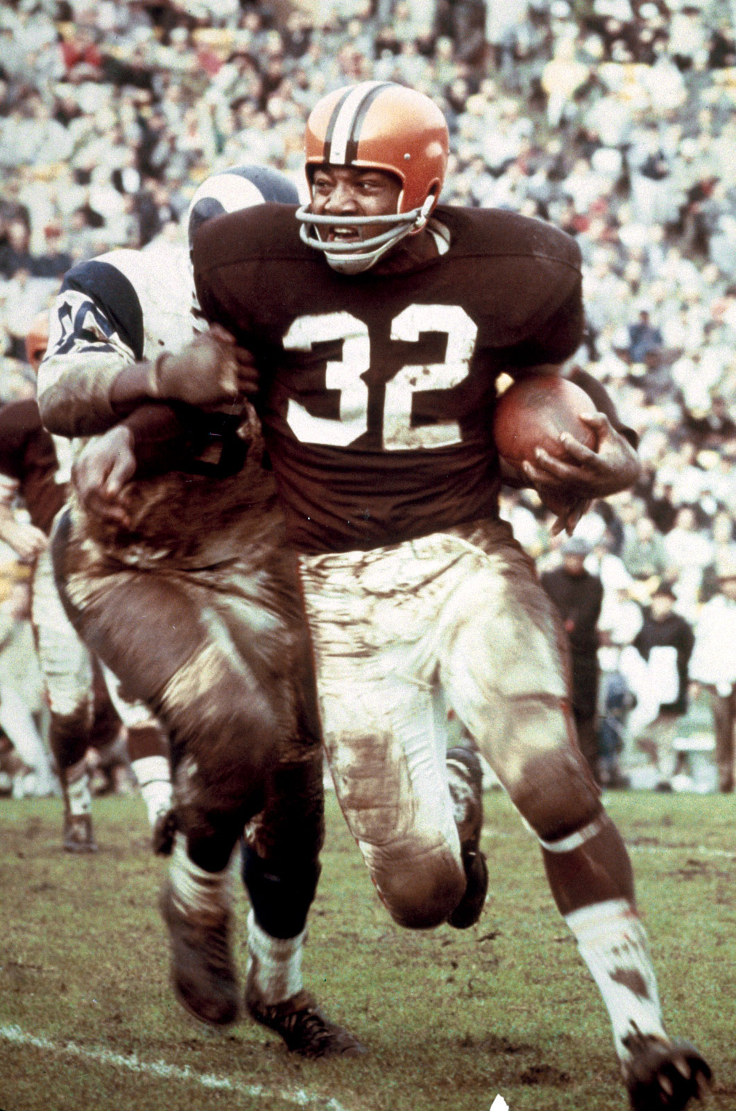 Jim Brown, above, Cleveland Brown's fullback, ran for five touchdowns in  Baltimore as his team beat the Colts in National Football League pro game  38-31, Nov. 1, 1959. (AP Photo Stock Photo - Alamy