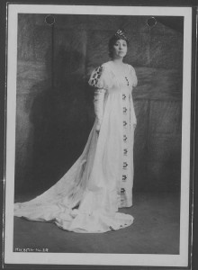 Actress Edna Thomas as Lady Macbeth (Photo: Library of Congress)