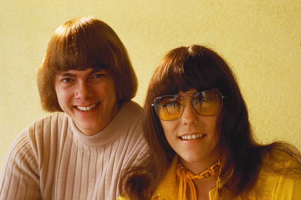Mid 1970's --- L-R: Richard Carpenter and Karen Carpenter. --- Image by © Michael Ochs Archives/Corbis